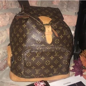 Authentic LargeLouis Vuitton Montsouris backpack